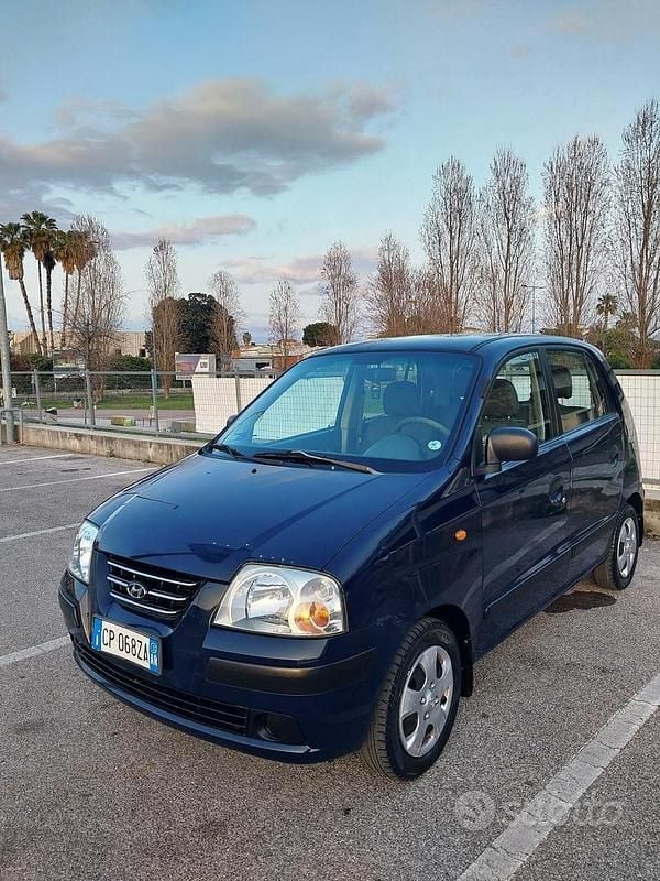 Usata Hyundai Atos Active 59 CV (43 kW) 2005 Blu Utilitaria