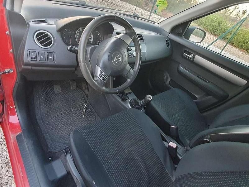 Usata Suzuki Swift GL 69 CV (50 kW) 2005 Rosso Monovolume