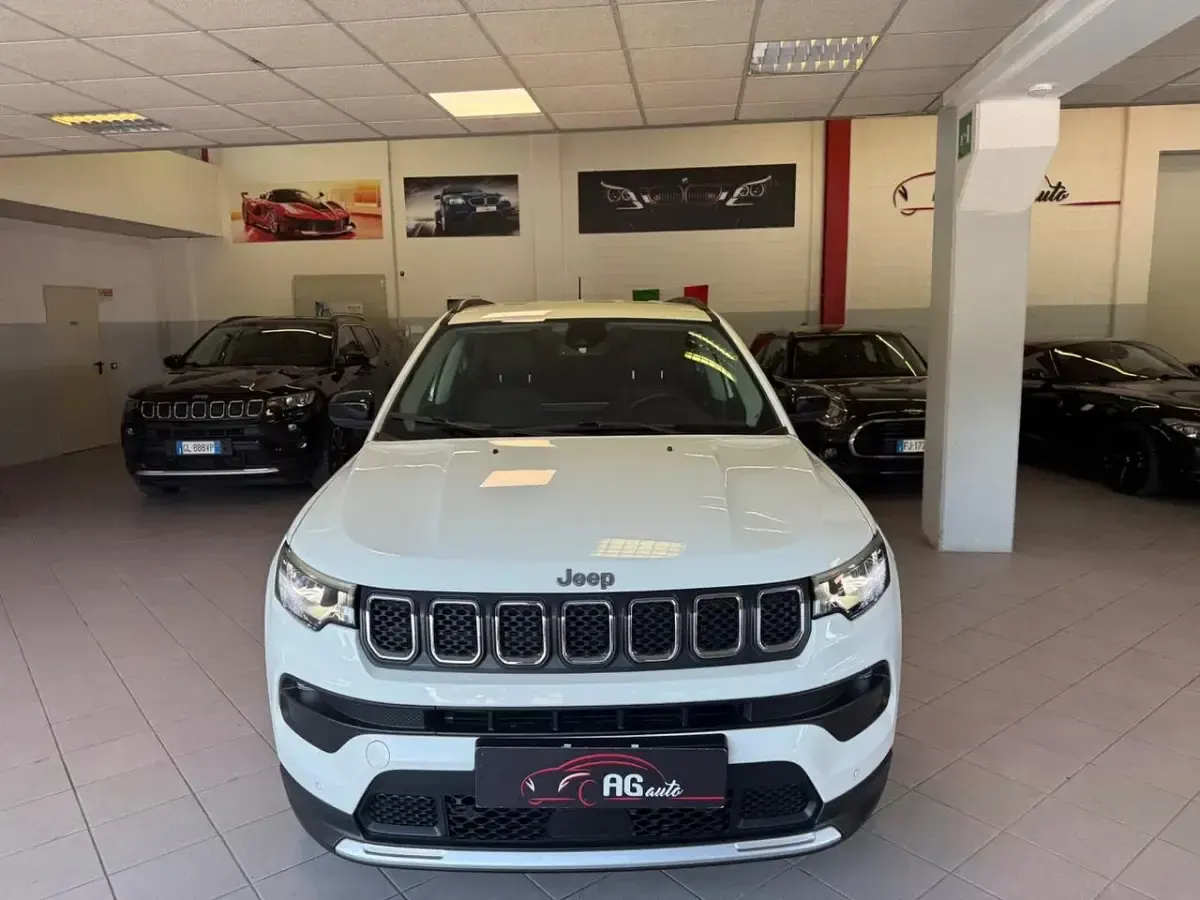 Usata Jeep Compass Limited 131 CV (96 kW) 2022 Bianco SUV