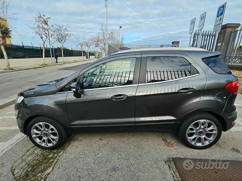 Usata Ford Ecosport Titanium 95 CV (69 kW) 2020 Grigio SUV