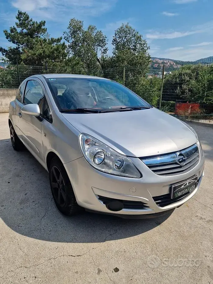 Usata Opel Corsa 80 CV (58 kW) 2008 Grigio Utilitaria