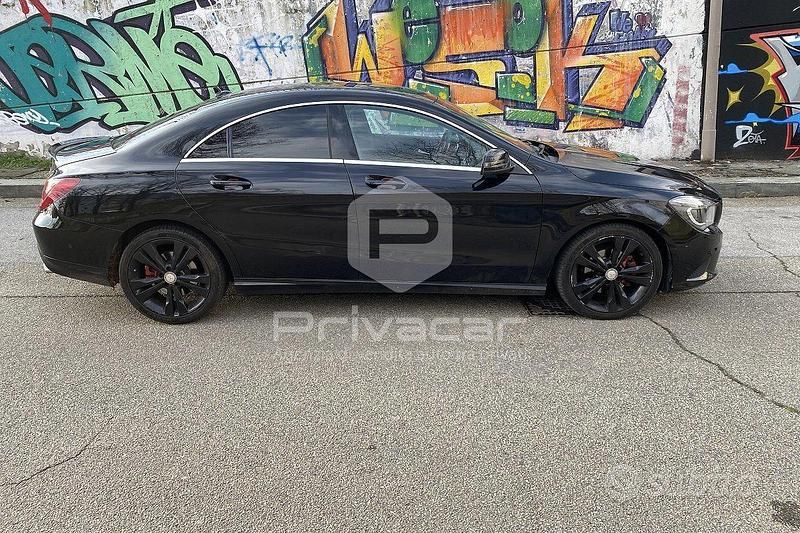 Usata Mercedes CLA220 170 CV (125 kW) 2016 Nero Berlina