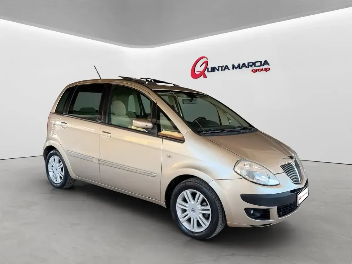 Usata Lancia Musa 95 CV (69 kW) 2005 Monovolume
