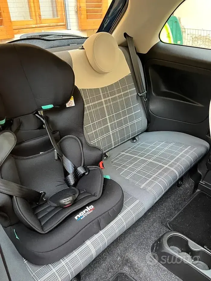 Usata Fiat 500 Lounge 69 CV (50 kW) 2018 Blu Utilitaria