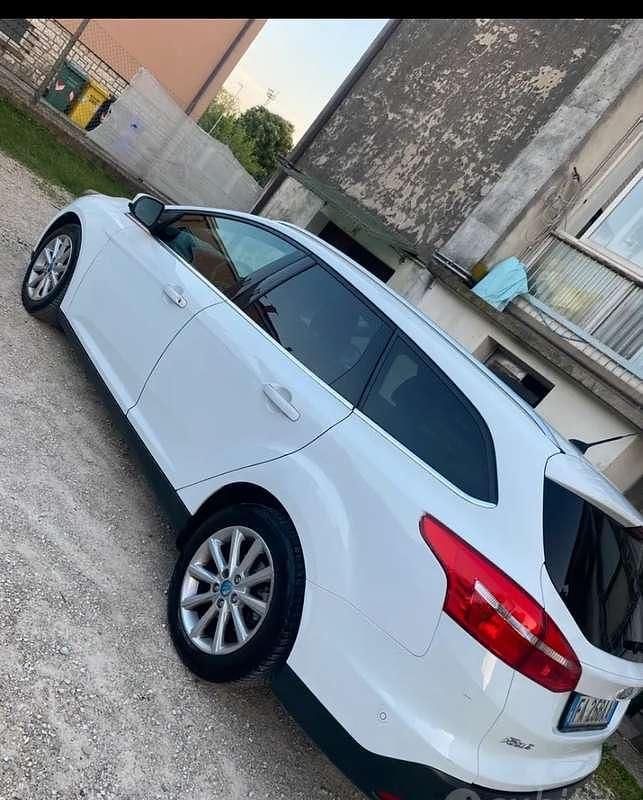 Usata Ford Focus Titanium 116 CV (85 kW) 2015 Station wagon