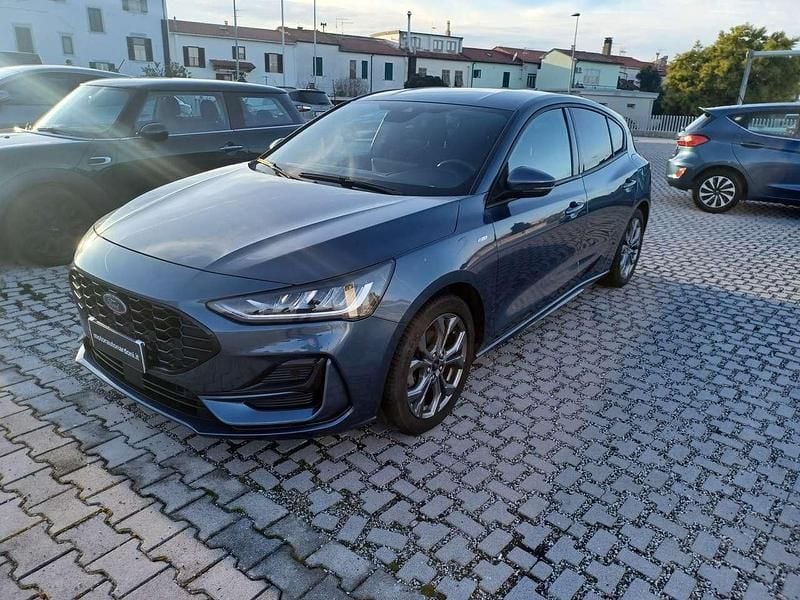 Usata Ford Focus ST-Line X 125 CV (91 kW) 2023 Blu Berlina