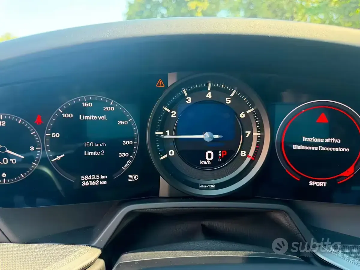 Usata Porsche 911 Carrera 4S Cabriolet 450 CV (330 kW) 2020 Grigio Cabrio