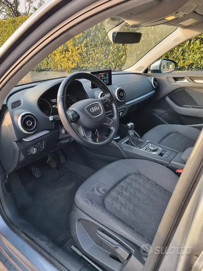 Usata Audi A3 Business 110 CV (80 kW) 2015 Grigio Berlina