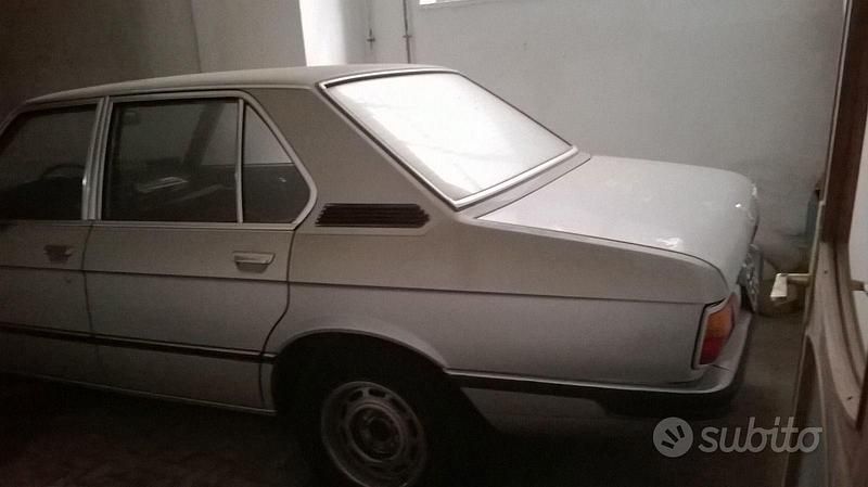 Usata BMW 520 1970 Grigio Berlina