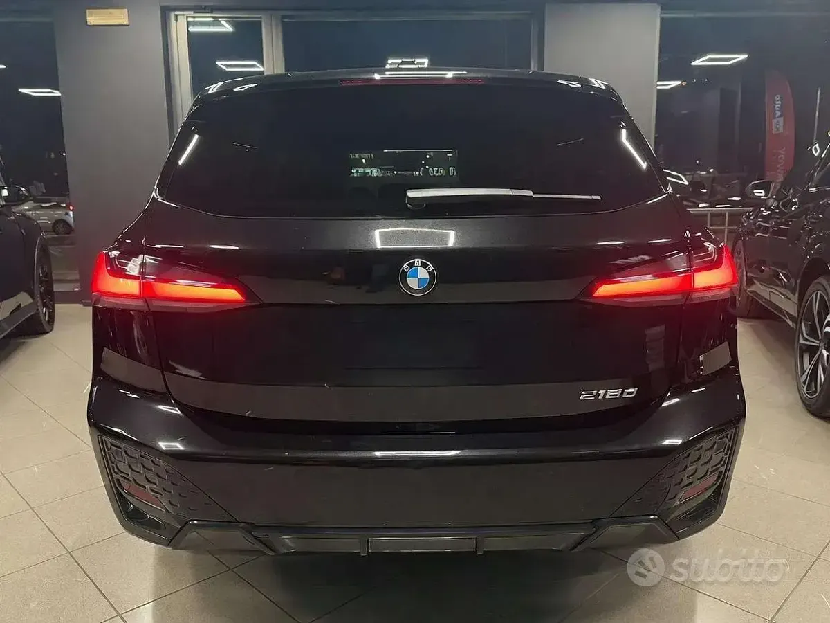 Gebraucht BMW 218 Active Tourer M Sport 150 PS (110 kW) 2025 Schwarz Van / Kleinbus