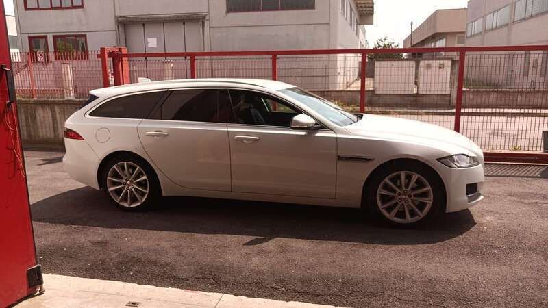 Bianco Usata 2019 Jaguar XF Sportbrake Prestige Station wagon | 12.500 € (Molto cara) - Immagine 1/4