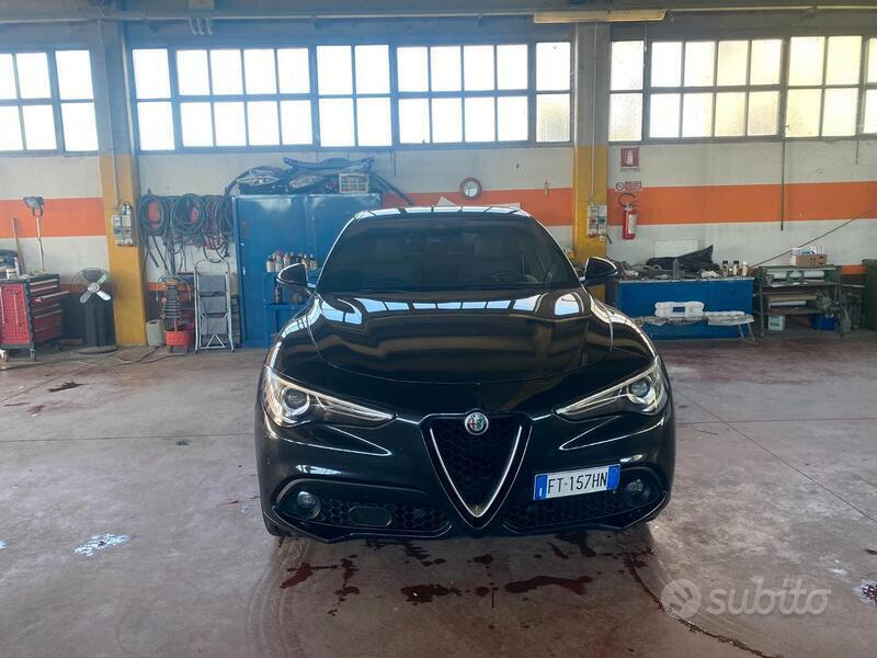 Usato 2019 Alfa Romeo Stelvio 2.1 Diesel 210 CV (24.500 €)