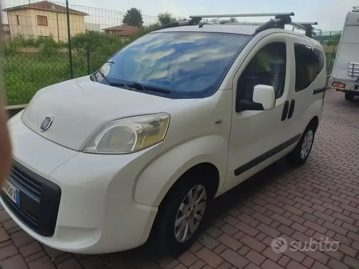 Usata Fiat Qubo Trekking 75 CV (55 kW) 2014 Bianco Monovolume