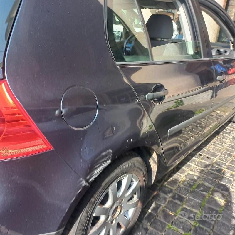 Usata VW Golf VI 2008 Blu Utilitaria