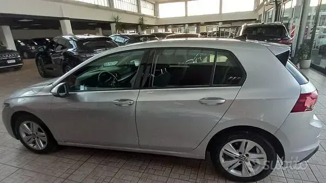 Occasion VW Golf VII Life 116 ch (85 kW) 2021 Gris Citadine