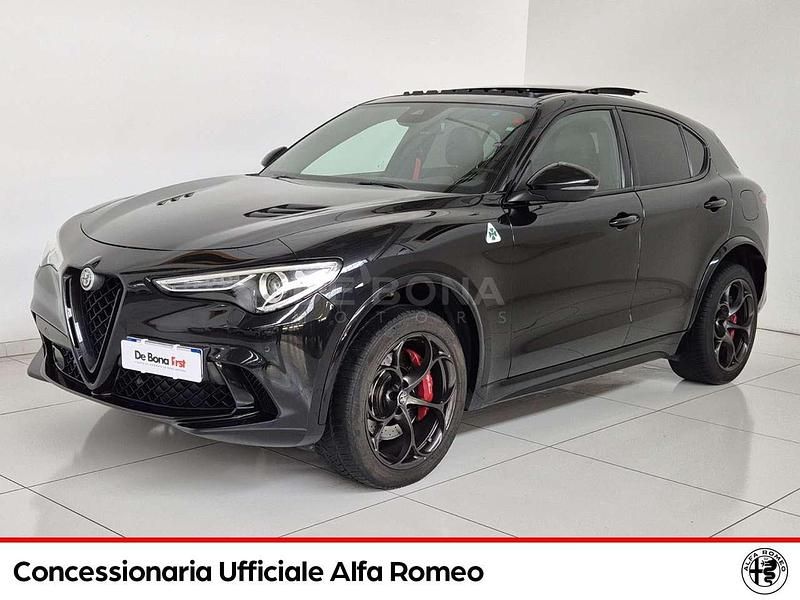 Usata Alfa Romeo Stelvio Quadrifoglio 510 CV (375 kW) 2021 Nero SUV