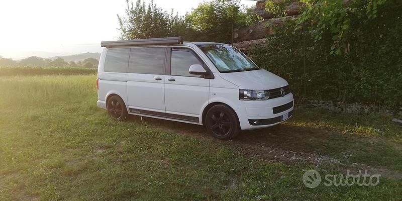 Bianco Usata 2011 VW Multivan Edition Furgone | 24.000 € (Buon prezzo) - Immagine 1/4