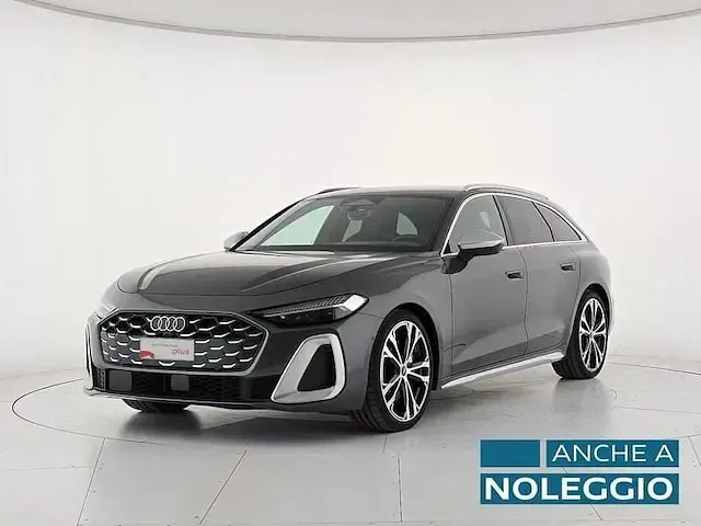 Usata Audi A5 Ambiente 367 CV (269 kW) 2025 Grigio daytona perla Station wagon