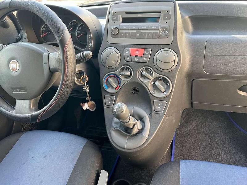 Usata Fiat Panda 4x4 Climbing 69 CV (50 kW) 2011 Utilitaria