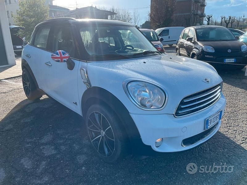 Usata Mini Cooper D Countryman 111 CV (81 kW) 2014 Bianco SUV