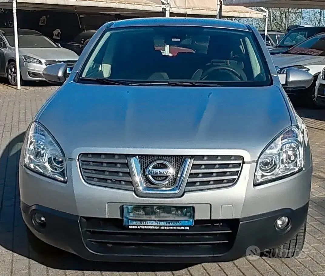 Usata Nissan Qashqai Acenta 150 CV (110 kW) 2008 Grigio SUV