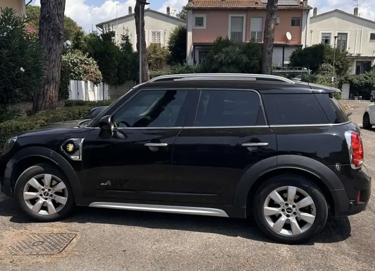 Usata Mini Cooper S Countryman Business 136 CV (100 kW) 2019 Nero SUV