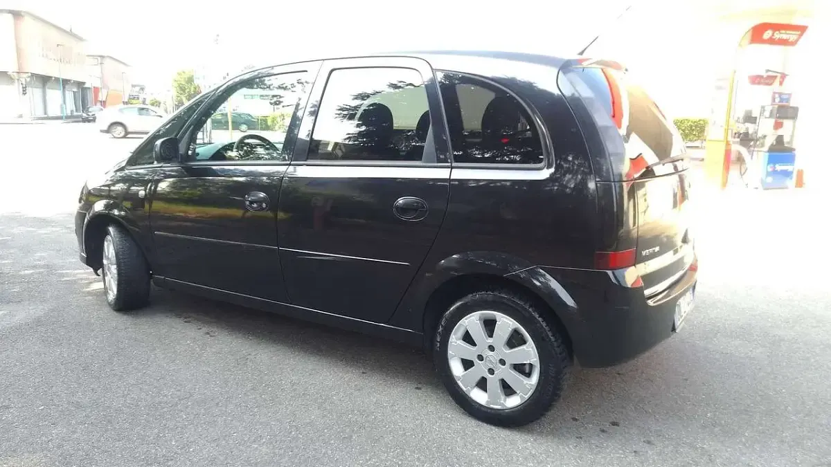 Usata Opel Meriva Enjoy 75 CV (55 kW) 2007 Other Monovolume