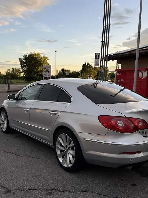 Usata VW Passat 160 CV (117 kW) 2008 Coupé