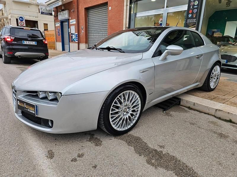 Usata Alfa Romeo Brera 185 CV (136 kW) 2006 Argento Coupé