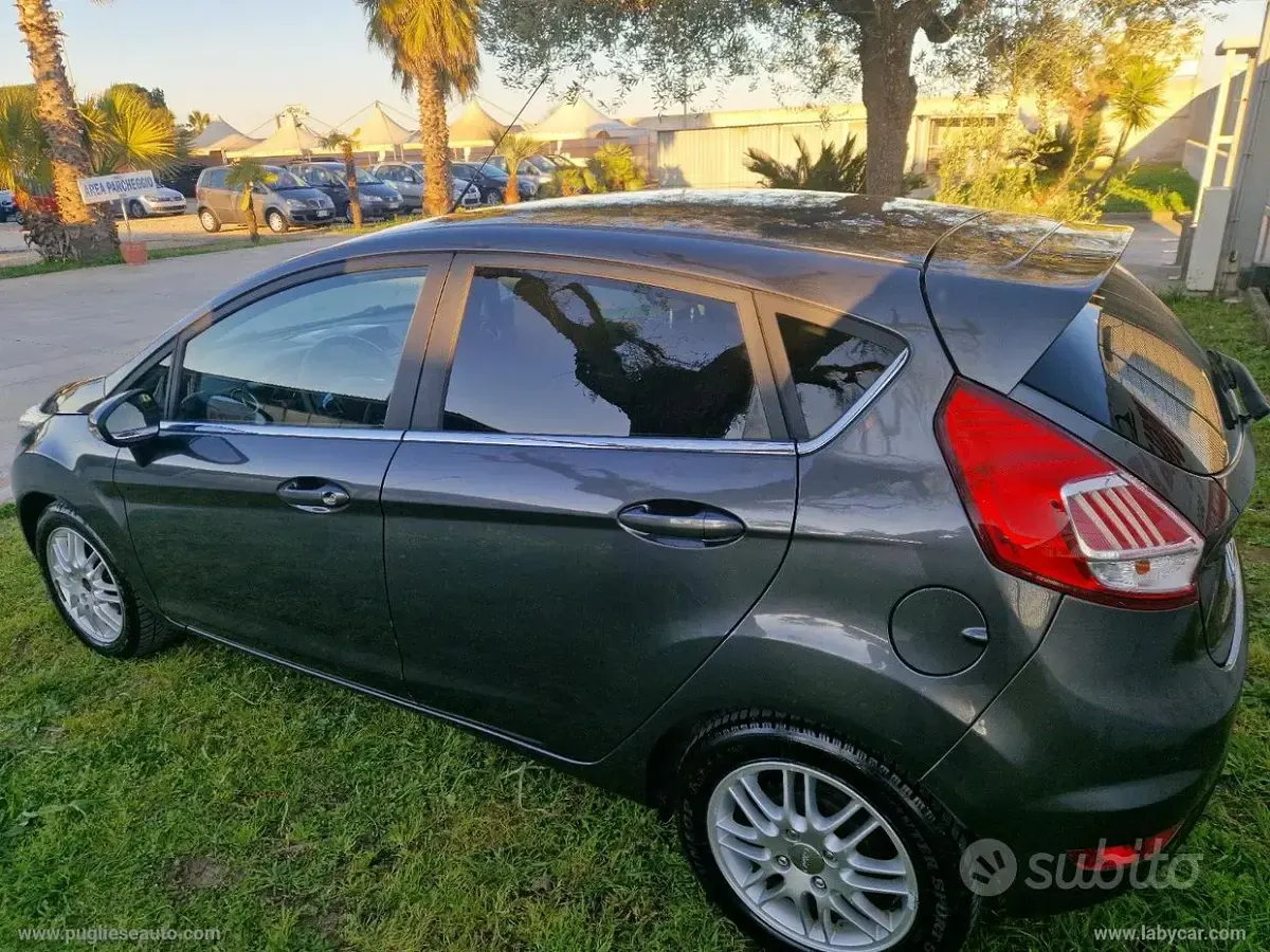 Usata Ford Fiesta Titanium 75 CV (55 kW) 2016 Utilitaria