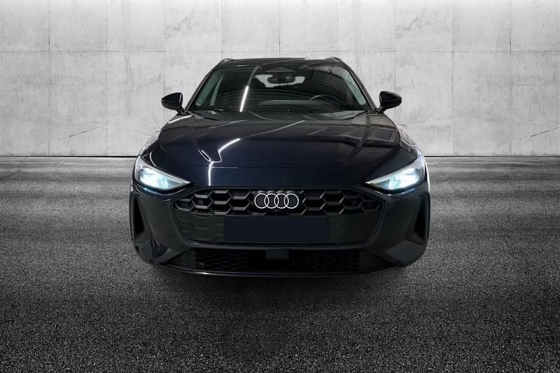 Usata Audi A5 Advanced 150 CV (110 kW) 2025 Blu metallizzato Station wagon