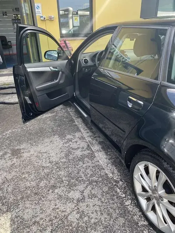 Usata Audi A3 Sportback Ambition 125 CV (91 kW) 2011 Utilitaria