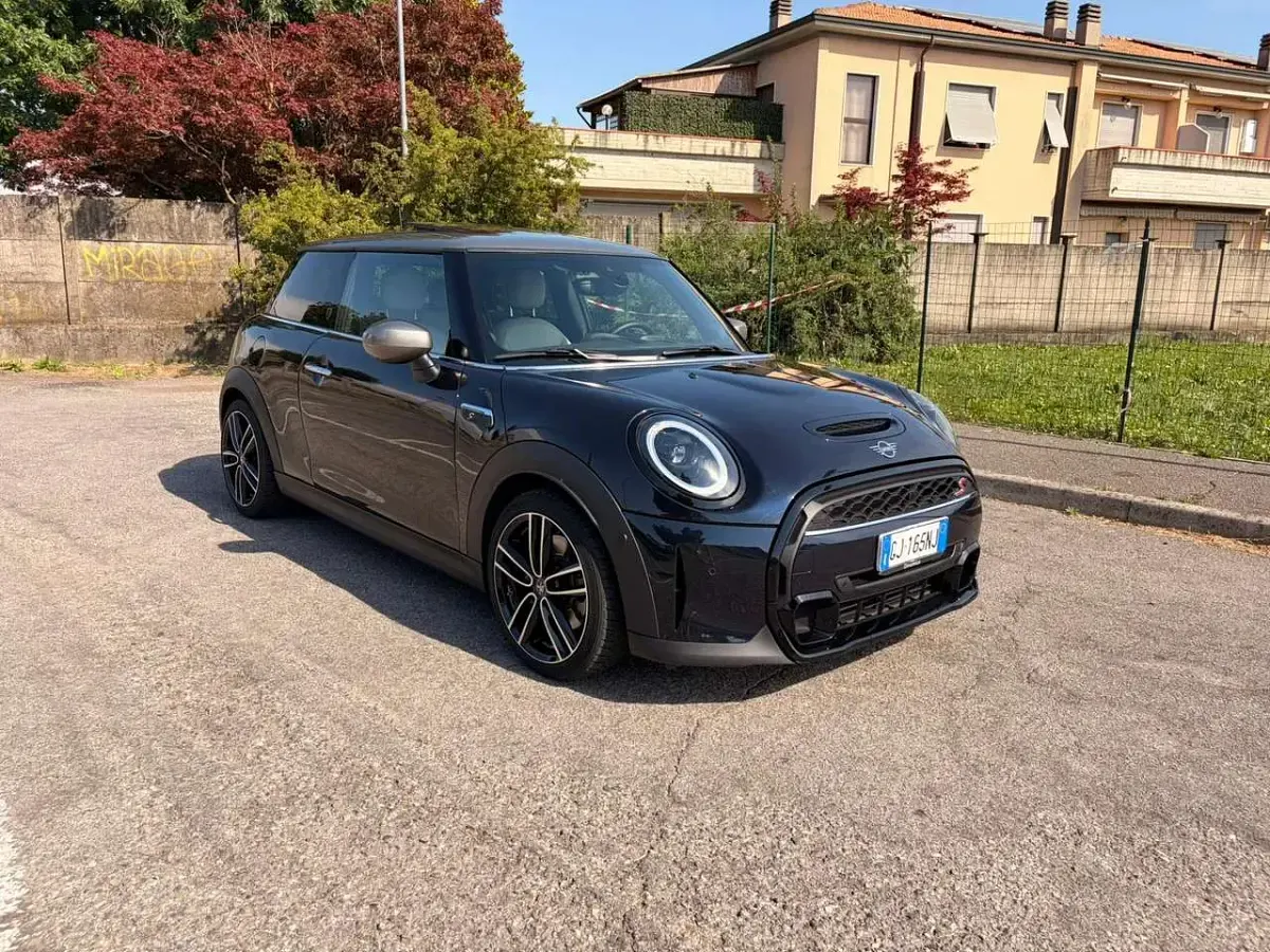 Usata Mini Cooper S 178 CV (130 kW) 2022 Blu/azzurro Utilitaria