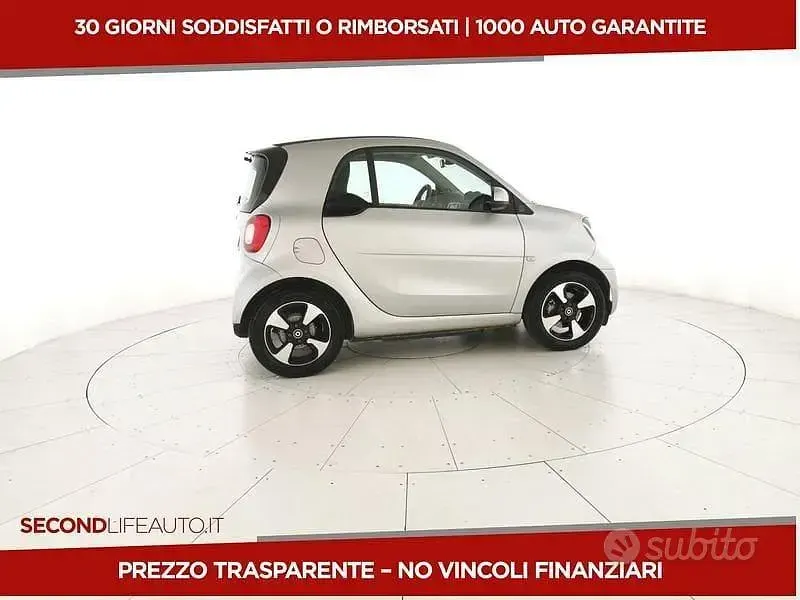 Usata Smart ForTwo Electric Drive Passion 60 kW (82 CV) 2022 Grigio Berlina