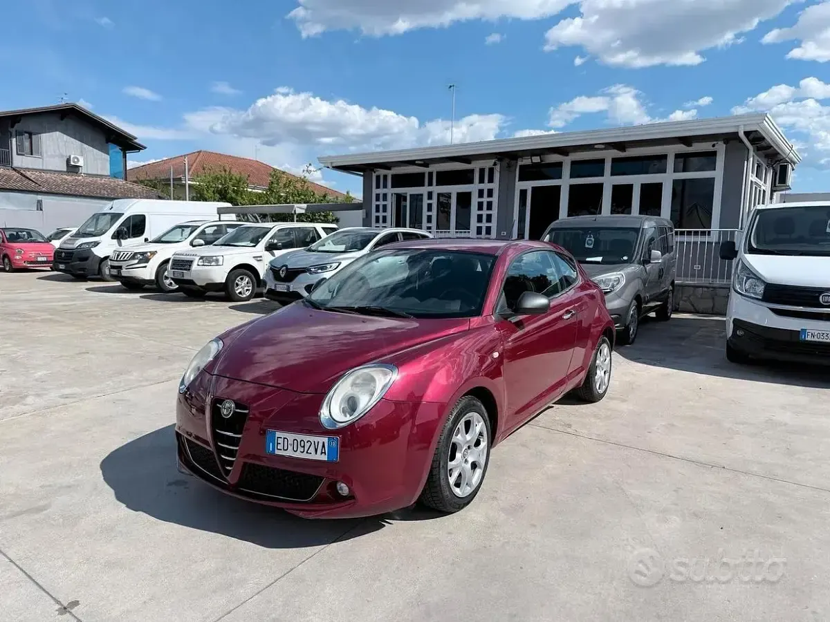 Usata Alfa Romeo MiTo Distinctive 105 CV (77 kW) 2010 Rosso Utilitaria
