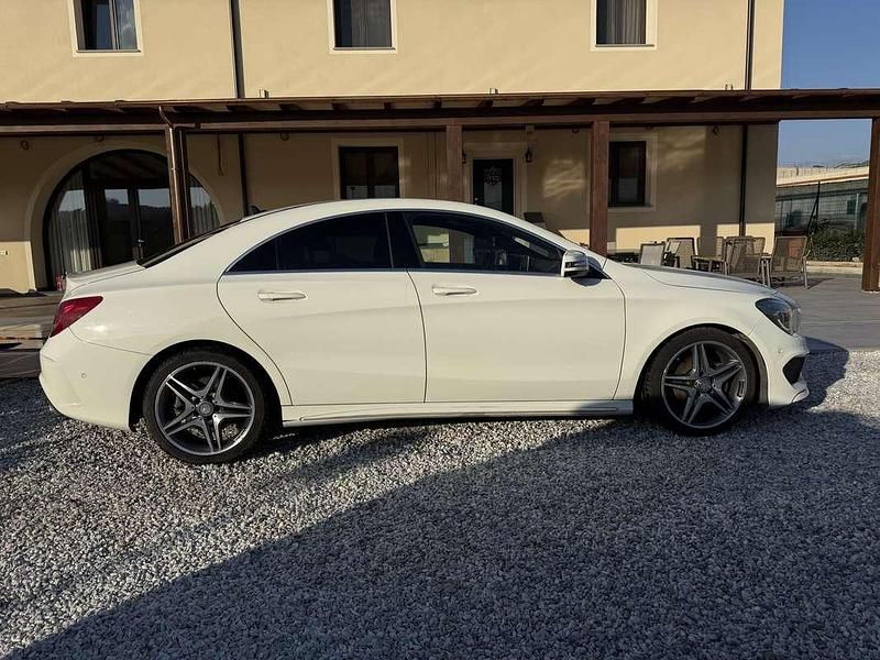 Usata Mercedes CLA200 Executive 136 CV (100 kW) 2015 Berlina