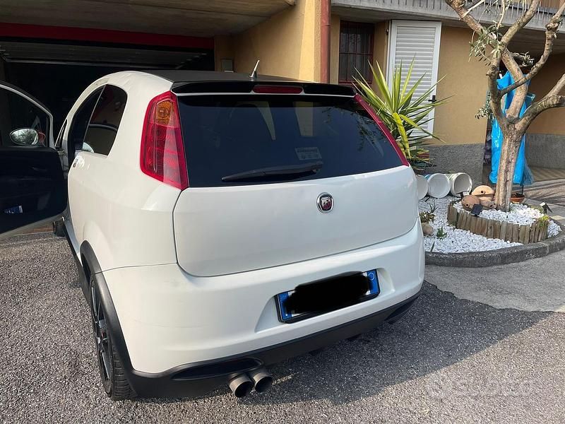 Usata Abarth Grande Punto 155 CV (114 kW) 2008 Bianco Utilitaria