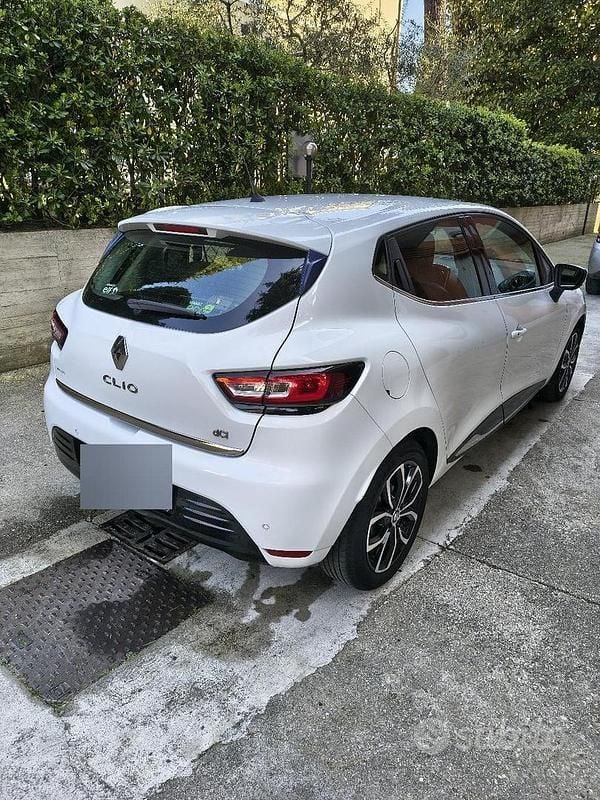 Usata Renault Clio IV 90 CV (66 kW) 2017 Bianco Berlina