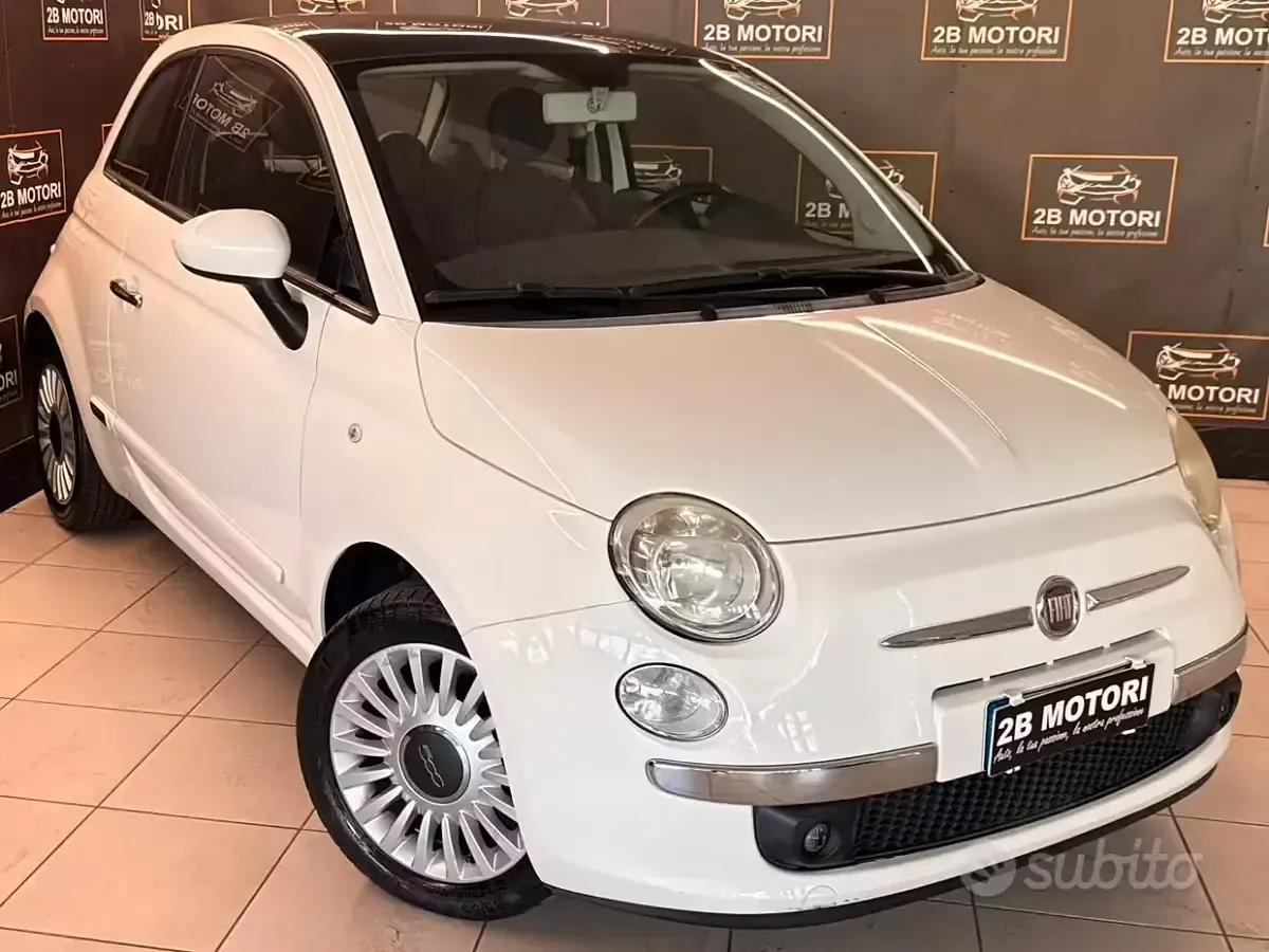 Usata Fiat 500 Lounge 69 CV (50 kW) 2009 Bianco Cabrio