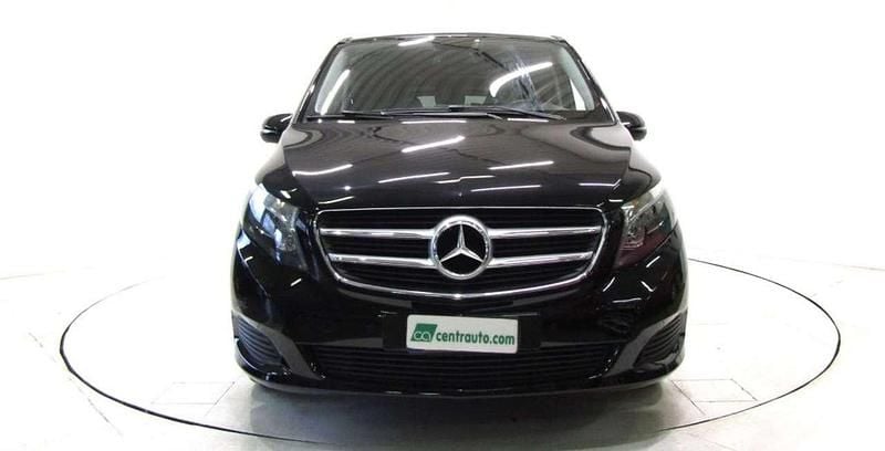 Usata Mercedes V220 Executive 163 CV (119 kW) 2019 Nero Monovolume