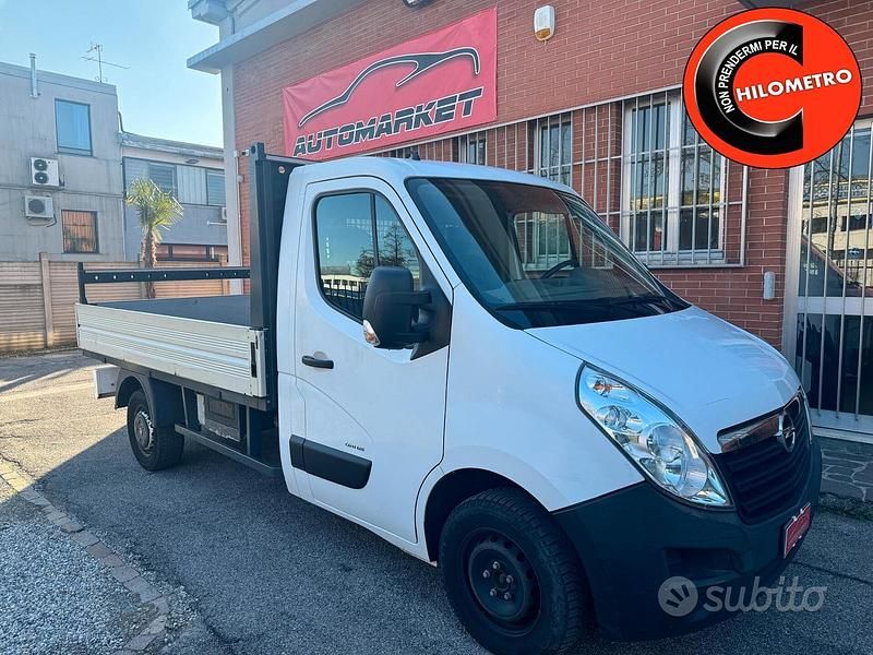 Usata Opel Movano 125 CV (91 kW) 2014 Bianco Monovolume