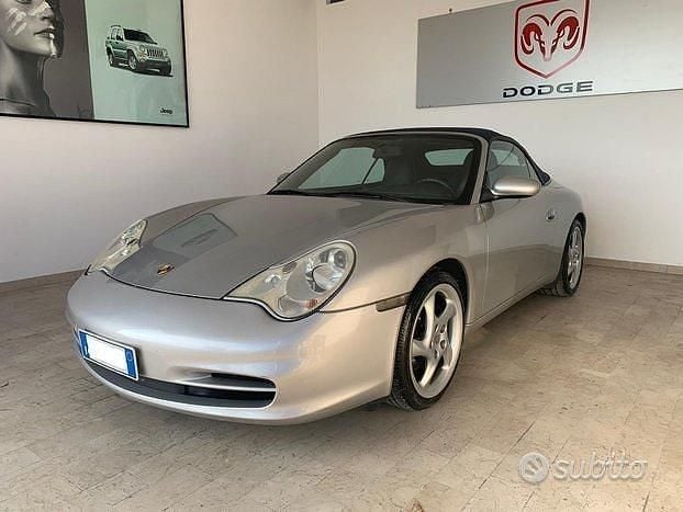 Usata Porsche 911 320 CV (235 kW) 2004 Cabrio