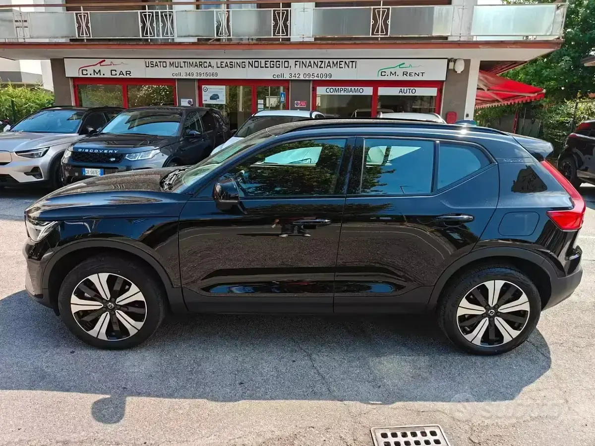 Usata Volvo XC40 Core 80 kW (109 CV) 2023 Nero SUV