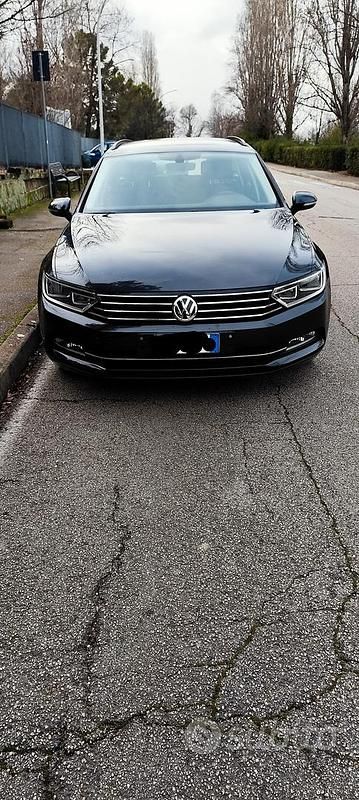 Usata VW Passat 150 CV (110 kW) 2018 Nero Station wagon