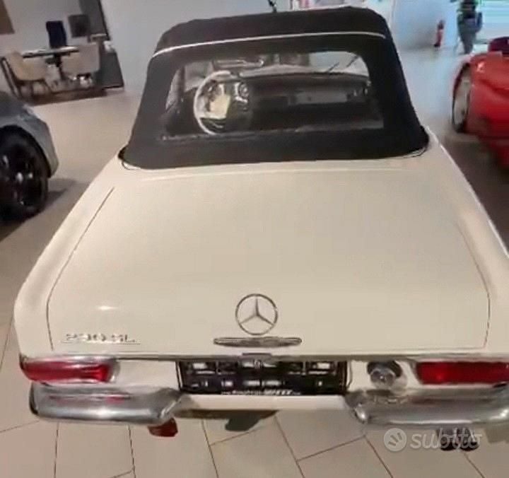 Usata Mercedes 230 150 CV (110 kW) 1960 Bianco Cabrio
