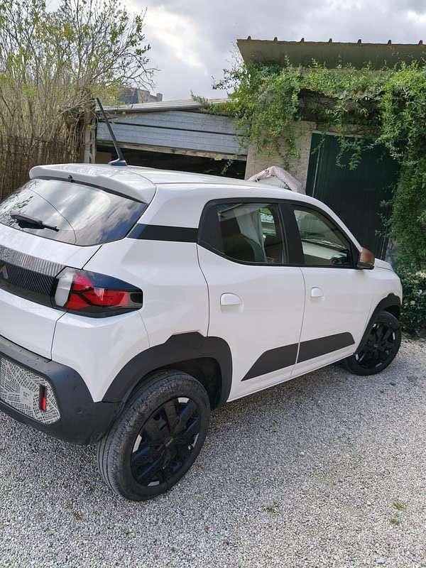 Usata Dacia Spring Extreme 19 kW (26 CV) 2025 Bianco Utilitaria