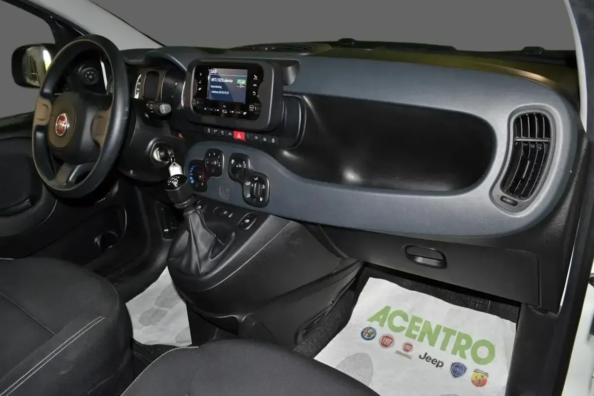 Usata Fiat Panda 70 CV (51 kW) 2023 Bianco Utilitaria