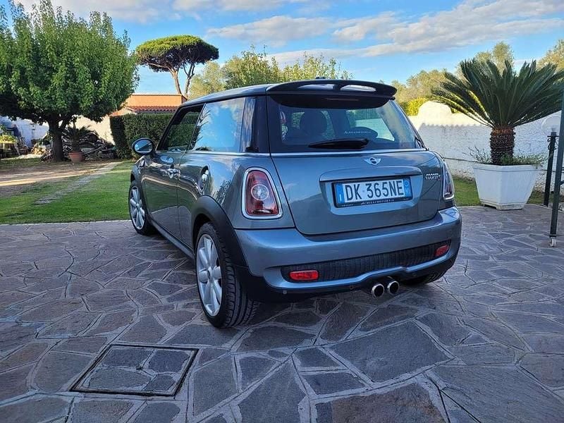 Usata Mini Cooper S Chili 174 CV (127 kW) 2007 Grigio Utilitaria