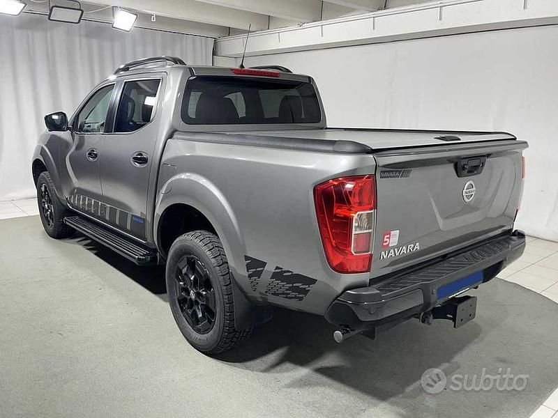 Usata Nissan Navara N-Guard 190 CV (139 kW) 2021 Bianco Pick-up