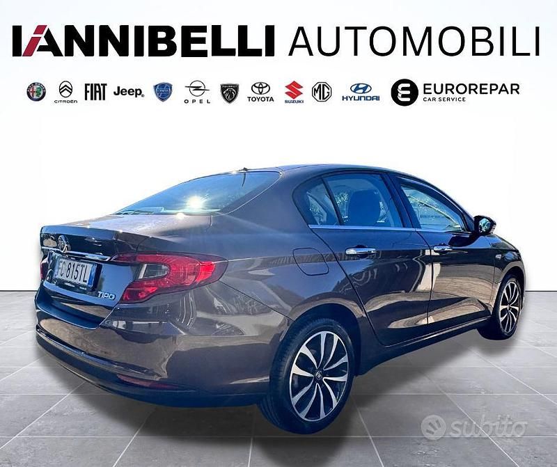 Usata Fiat Tipo Opening Edition 120 CV (88 kW) 2016 Marrone Berlina